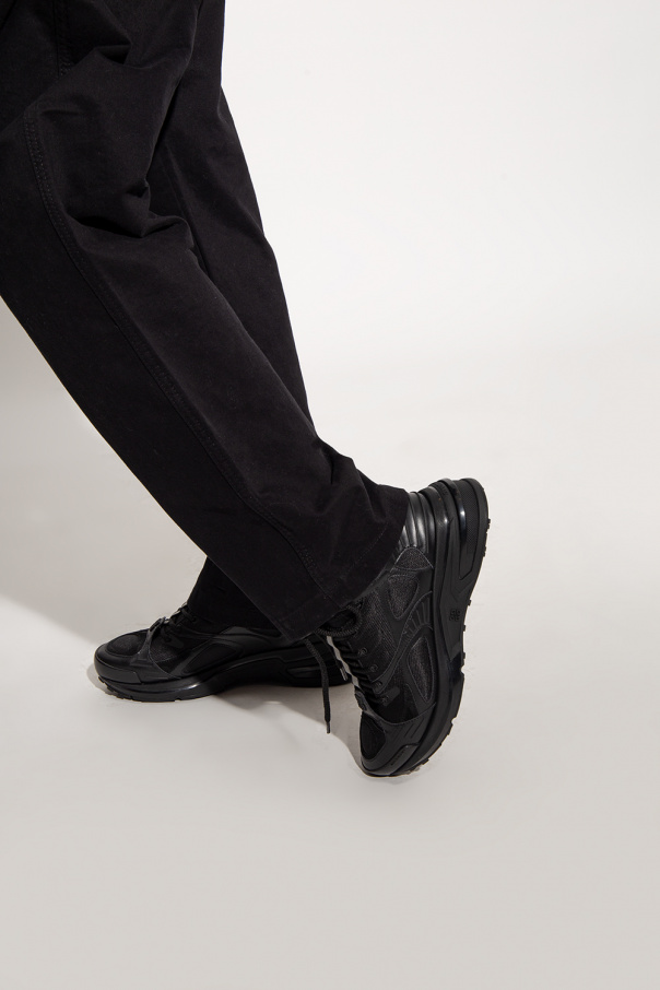 スニーカー GIVENCHY SS22 \"GIV 1 TR\" SNEAKERS (BE002DE1CD_154) Givenchy GIV 1 Black With Tag Effects Leather Chito X Ed